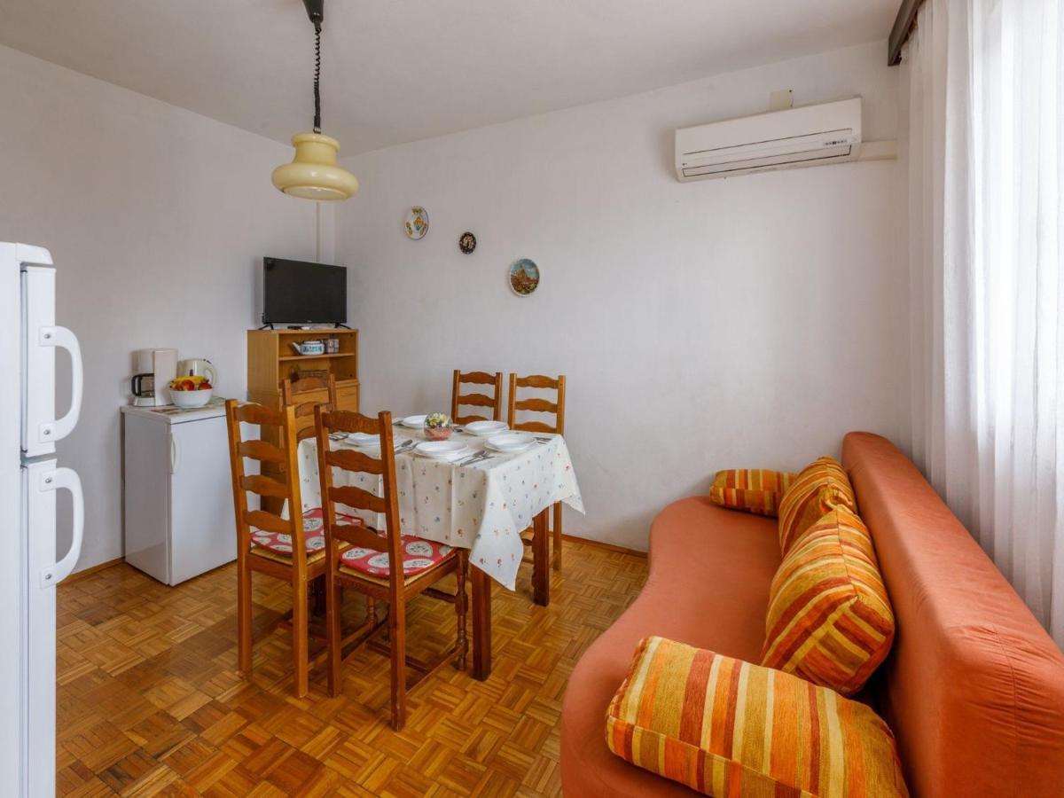 Apartments Biserka Crikvenica Exterior foto